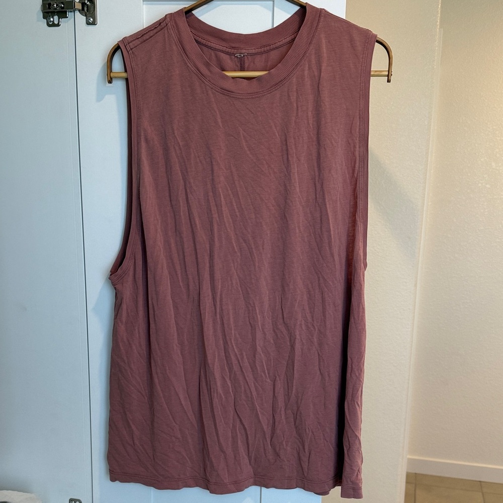Lululemon Sleeveless Mauve Top size 10